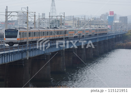 中央快速線グリーン車試運転 相模川を渡る 115121951