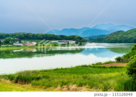 新緑の諏訪の池 【長崎県雲仙市】 新緑の諏訪の池 【長崎県雲仙市】 115126049