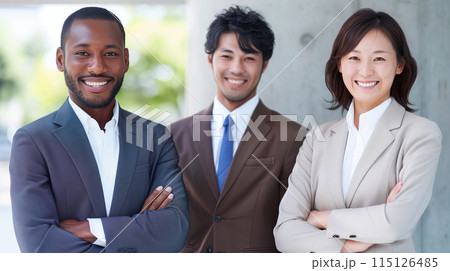 笑顔の人々 笑顔の人々 115126485