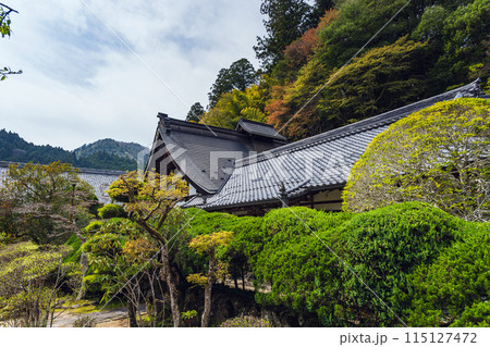 奈良 室生寺 本坊の風景 115127472