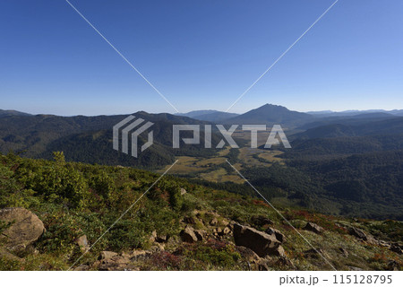 至仏山登山、尾瀬、群馬県 至仏山登山、尾瀬、群馬県 115128795