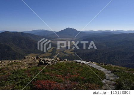 至仏山登山、尾瀬、群馬県 115128805