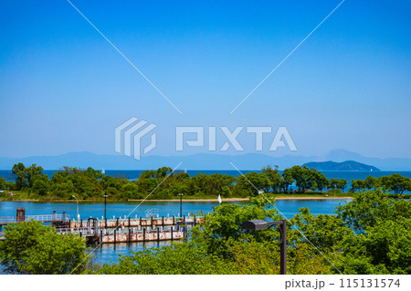 【びわ湖風景】琵琶湖大橋からのマリンブルーの眺め 【びわ湖風景】琵琶湖大橋からのマリンブルーの眺め 115131574