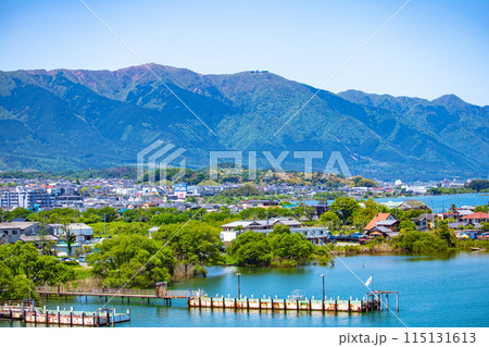 【びわ湖風景】琵琶湖大橋からのマリンブルーの眺め 115131613