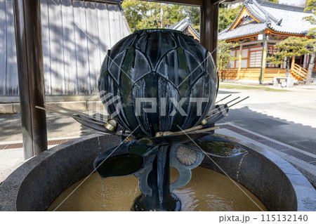 兵庫県／中山寺の手水（2024年04月13日撮影） 115132140