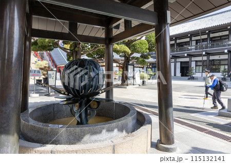 兵庫県／中山寺の手水（2024年04月13日撮影） 115132141