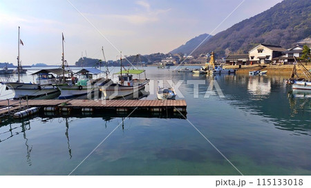 【広島県】福山市鞆の浦の常夜燈 115133018