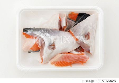 銀鮭のアラ 115133023