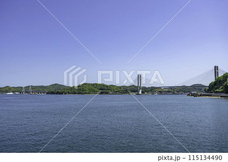 佐島　生名橋と弓削大橋　ゆめしま海道　愛媛県上島町 115134490