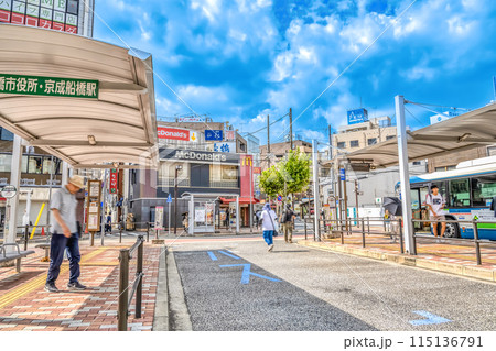 千葉県船橋市の都市風景　西船橋駅 115136791