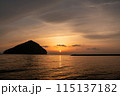 オレンジの夕陽 115137182