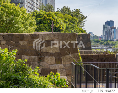 史跡　江戸城外堀跡　牛込見附（牛込御門）跡 115143877