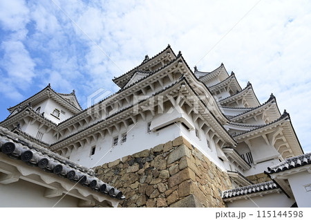 大天守・西小天守・乾小天守（世界文化遺産姫路城） 115144598
