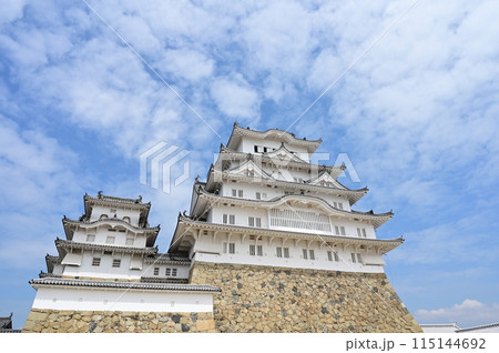 備前丸から見る大天守と西小天守（世界文化遺産姫路城） 115144692