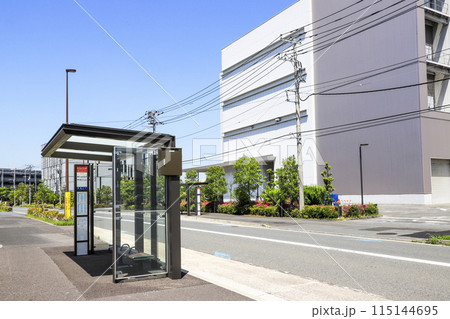 川崎鶴見臨港バスのキングスカイフロント東バス停 川崎鶴見臨港バスのキングスカイフロント東バス停 115144695