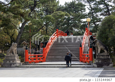 大阪/住吉大社の赤い反橋(2024年4月9日撮影) 大阪/住吉大社の赤い反橋(2024年4月9日撮影) 115144967