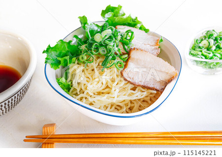 家庭料理　つけ麺 115145221