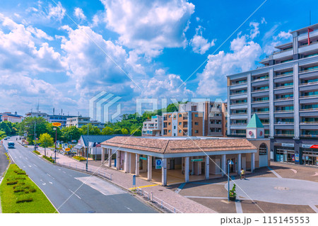 日本の横浜都市景観 横浜市営地下鉄グリーンライン 北山田駅などを望む 115145553