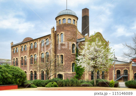 industrial heritage building from the end of the 19th century in cologne 115146089
