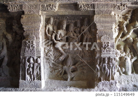 インド 世界遺産エローラ石窟群 インド 世界遺産エローラ石窟群 115149649