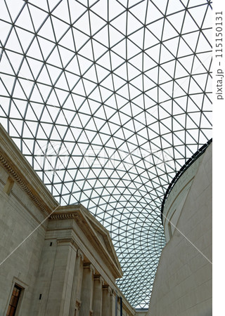 Queen Elizabeth II Great Court - London British Museum 115150131