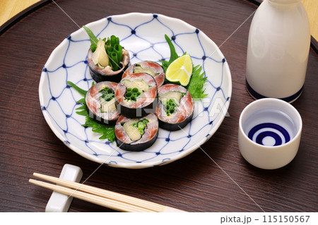 酢じめイワシの海苔巻き 酢じめイワシの海苔巻き 115150567