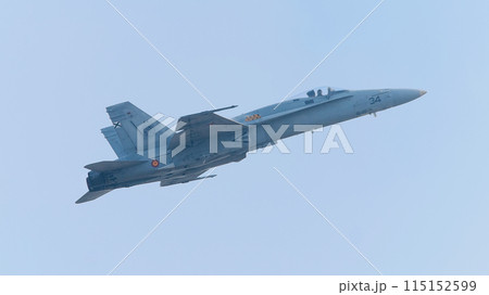 スペイン空軍EF-18Aホーネット上昇 スペイン空軍EF-18Aホーネット上昇 115152599