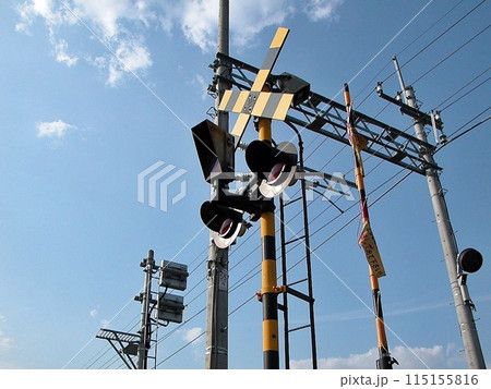 現在は閉じている伊 第478号踏切道(2014.9.9) 隣りは第480号踏切道 東武伊勢崎線 現在は閉じている伊 第478号踏切道(2014.9.9) 隣りは第480号踏切道 東武伊勢崎線 115155816