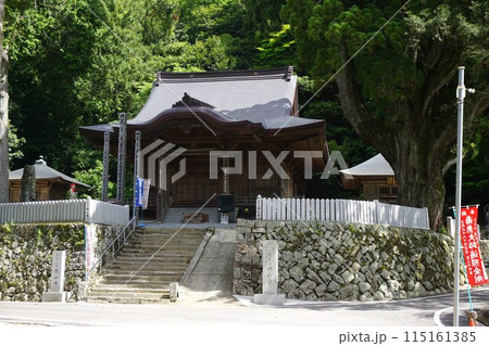 岡山県美咲町にある真言宗のお寺 二上山「両山寺」：本堂 115161385