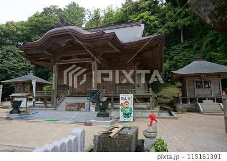 岡山県美咲町にある真言宗のお寺 二上山「両山寺」：本堂 115161391