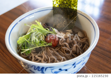 温かい蕎麦 温かい蕎麦 115165230