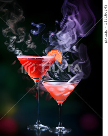 cocktail with lime 115166245