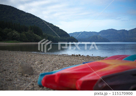 湖 湖 115170900