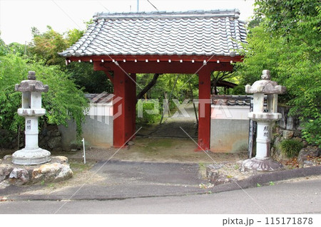 初夏の高野山真言宗　三輪山真真長寺散策・45（岐阜市） 115171878