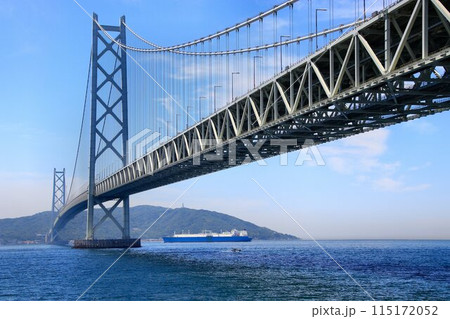 全長3,911 m・中央支間1,991 m!! 完成時は世界最長の吊橋…  パールブリッジこと【明】 115172052