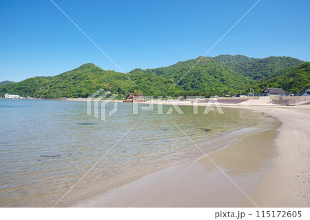 〈島根県〉稲佐の浜と弁天島 115172605