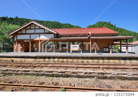 〈島根県〉出雲坂根駅 115173004
