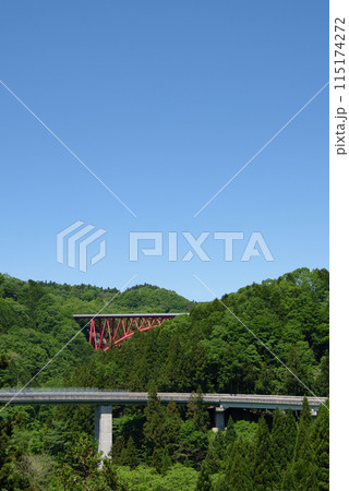 〈島根県〉奥出雲おろちループ 5月 〈島根県〉奥出雲おろちループ 5月 115174272