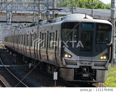 新快速225系I2編成　島本 115176406