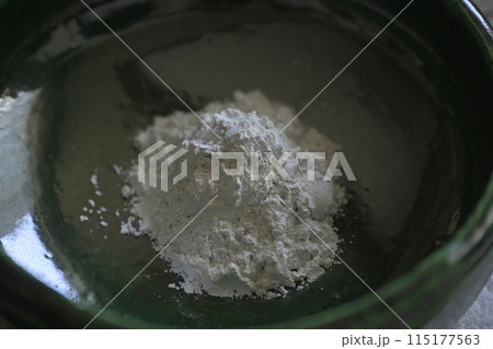茶道 風炉点前の準備 藤灰 茶道 風炉点前の準備 藤灰 115177563