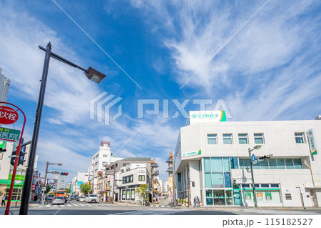 小田原市 街並み 栄町一丁目交差点 下幸田 旧町名保存碑 小田原市 街並み 栄町一丁目交差点 下幸田 旧町名保存碑 115182527