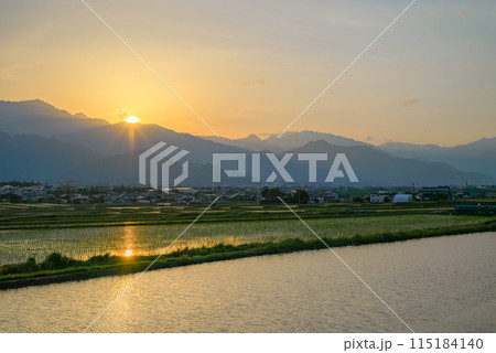 安曇野・夕景【北安曇郡池田町】 115184140