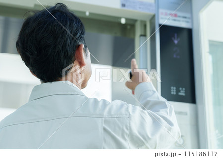 エレベーター　点検　メンテナンス 115186117