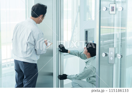 エレベーター 点検 メンテナンス エレベーター 点検 メンテナンス 115186133