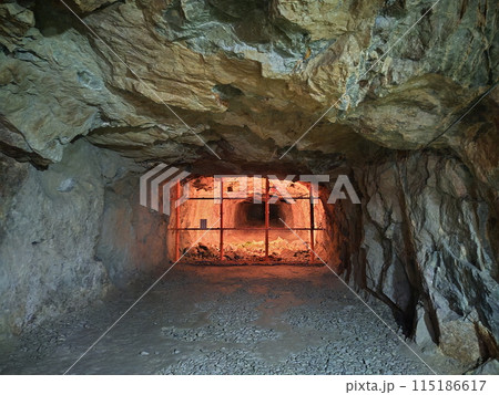 長野市松代町 松代象山地下壕9 長野市松代町 松代象山地下壕9 115186617