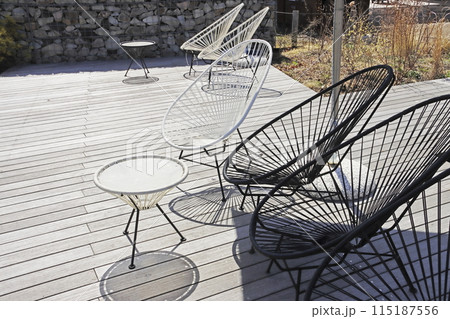 ガーデンテラスの椅子とテーブル ガーデンテラスの椅子とテーブル 115187556