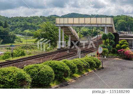 JR西日本関西線 月ケ瀬口駅 京都府南山城村 JR西日本関西線 月ケ瀬口駅 京都府南山城村 115188290