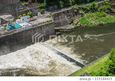 高山ダム（月ヶ瀬ダム）　京都府南山城村 115188425