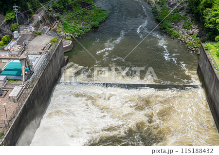 高山ダム(月ヶ瀬ダム) 京都府南山城村 高山ダム(月ヶ瀬ダム) 京都府南山城村 115188432
