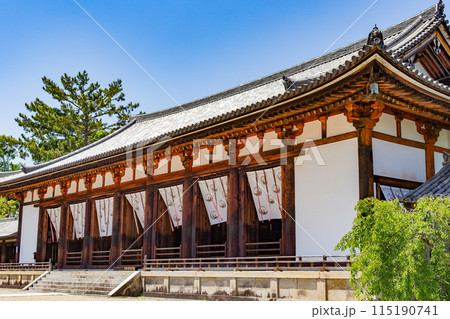 快晴の奈良、世界遺産・国宝の法隆寺の大講堂 快晴の奈良、世界遺産・国宝の法隆寺の大講堂 115190741
